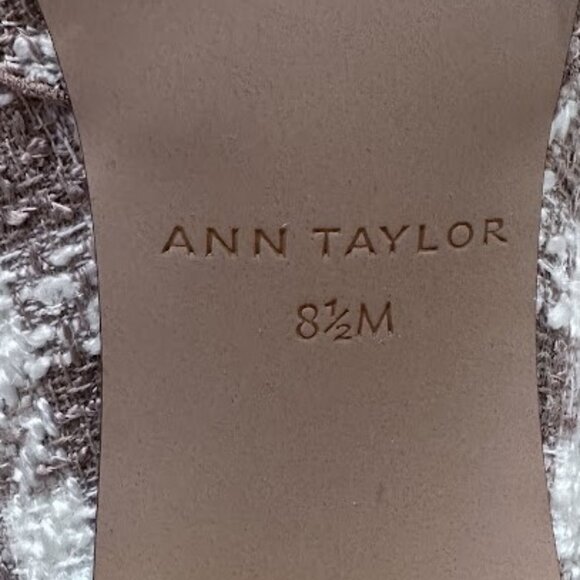 Ann Taylor Patterned Fabric Heels - Size 8.5 - Picture 6 of 7